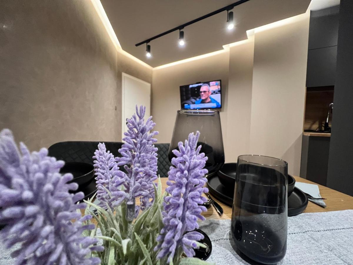 Apartament Varosha Luxury Łowecz Zewnętrze zdjęcie