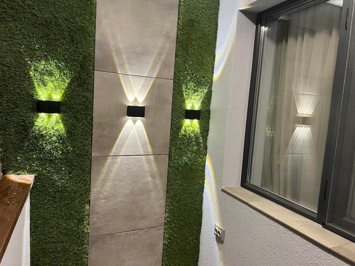 Apartament Varosha Luxury Łowecz Zewnętrze zdjęcie