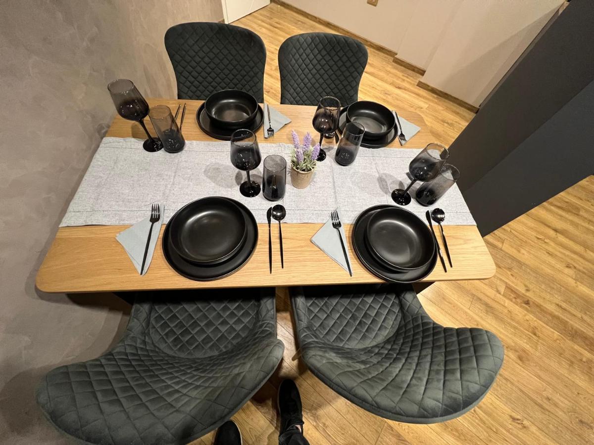Apartament Varosha Luxury Łowecz Zewnętrze zdjęcie