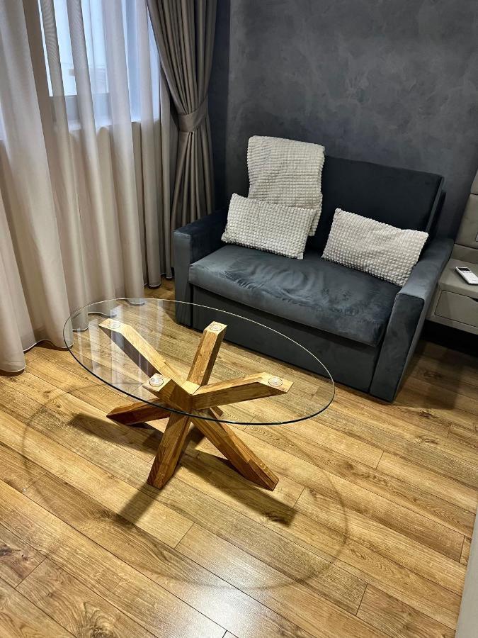 Apartament Varosha Luxury Łowecz Zewnętrze zdjęcie